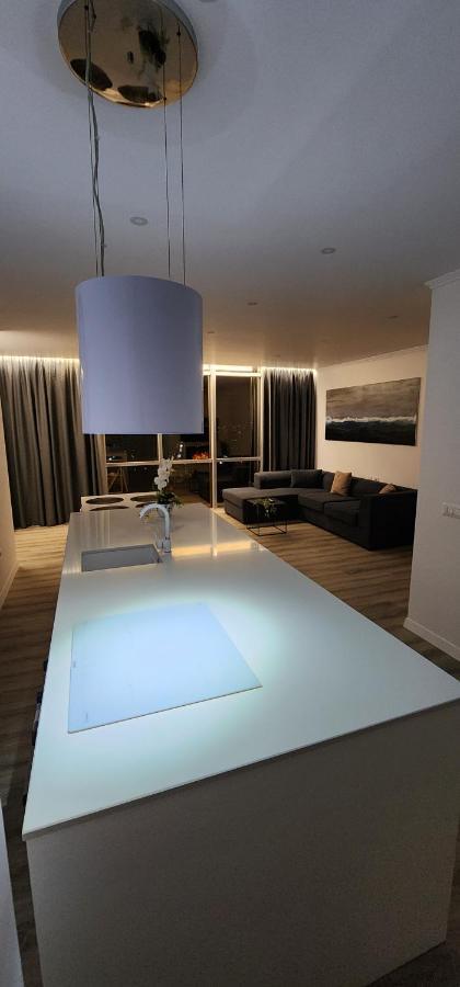 Durres City Apartment, City Center & Close To The Beach Esterno foto