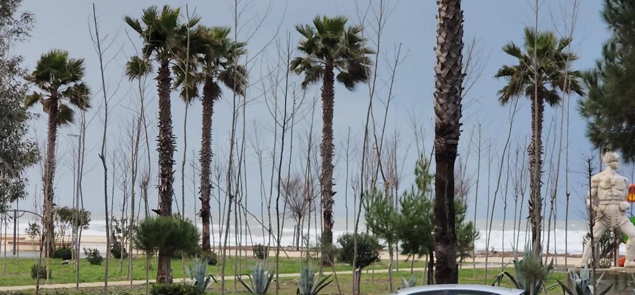 Durres City Apartment, City Center & Close To The Beach Esterno foto