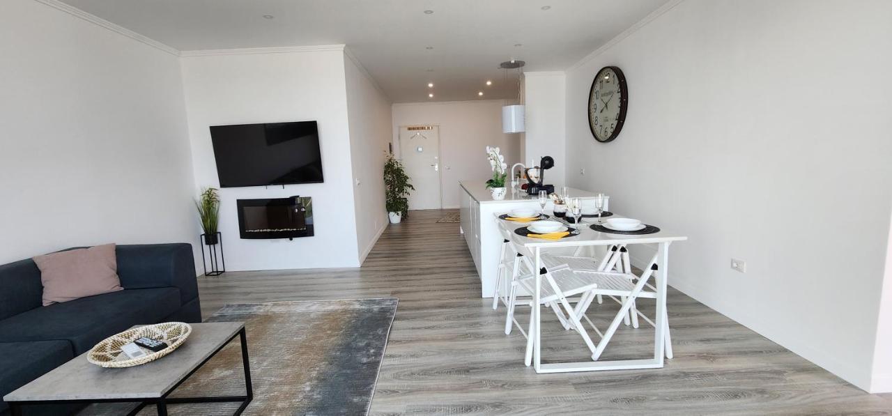 Durres City Apartment, City Center & Close To The Beach Esterno foto